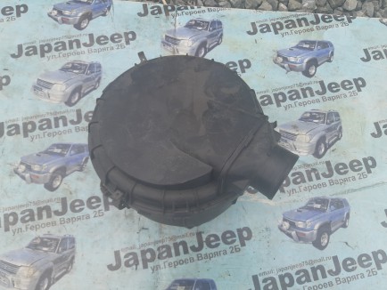 Корпус воздушного фильтра 17700-67110 17705-67100 17705-54370 90339-03002 TOYOTA LAND CRUISER PRADO