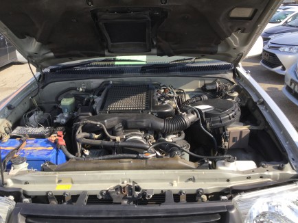 Двигатель 19000-30060, 19000-30061, 23770-30011 TOYOTA HILUX SURF