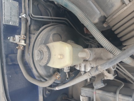 Главный тормозной цилиндр 47201-3D360 47275-12020 TOYOTA HILUX SURF