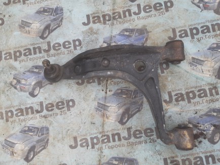 Рычаг задний правый SUZUKI GRAND VITARA OEM 46201-65J00 TDA4W 2010