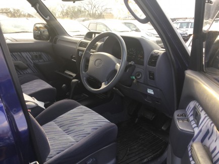 TOYOTA LAND CRUISER PRADO KZJ90 1996
